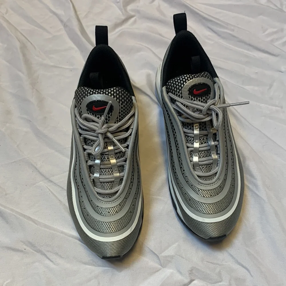Nike Air Max 97 Ultra 17 Metallic Silver GS - Picture 2 of 8